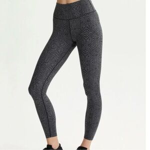 Varley Luna High Rise leggings, size XS. BNWT